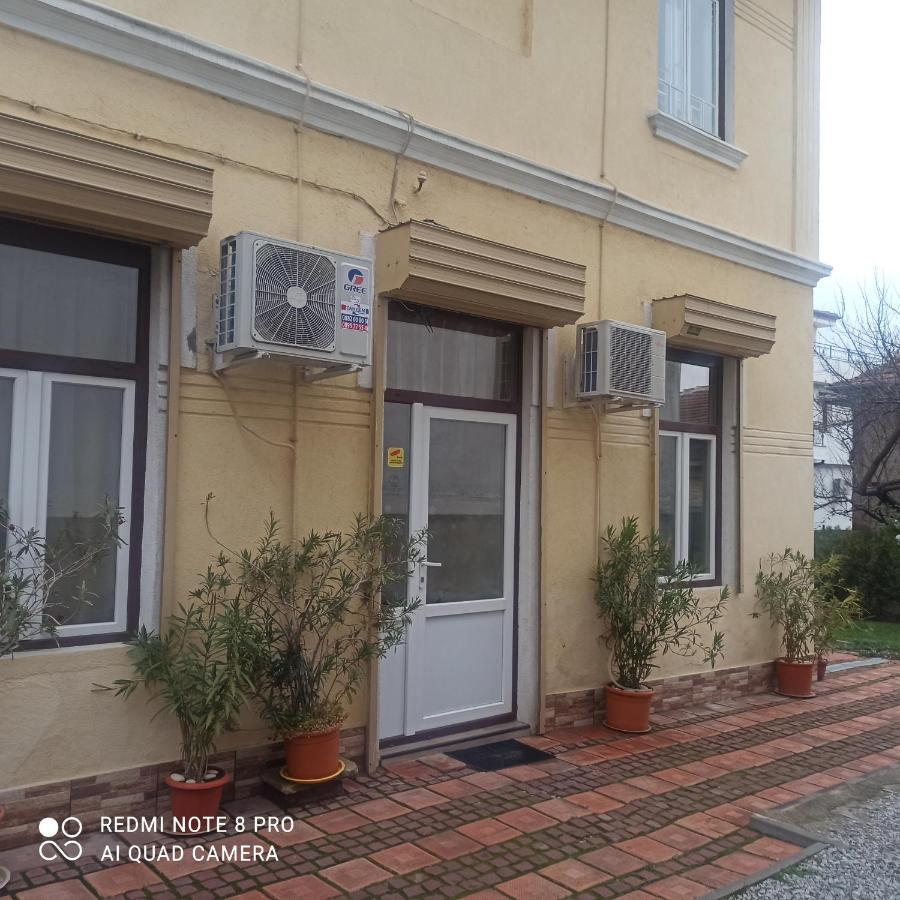 Стонел Apartman Veliko Tarnovo Kültér fotó